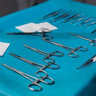 Хирургические инструменты: разновидности и особенности