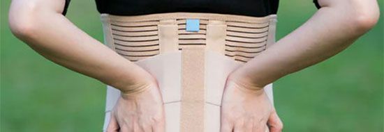 Как выбрать и правильно носить бандаж для поясницы? Лучшие варианты бандажей