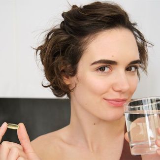 Лучшие витамины для женщин: какие нужны? ТОП-6 от “Рідні Медтехника”