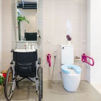 Оборудование в ванную комнату для инвалида